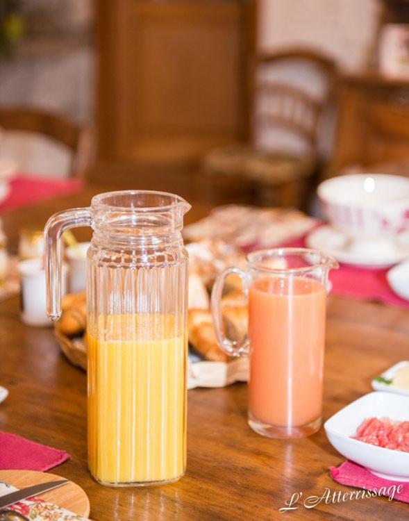 L'Atterrissage Bed & Breakfast Santes Eksteriør bilde