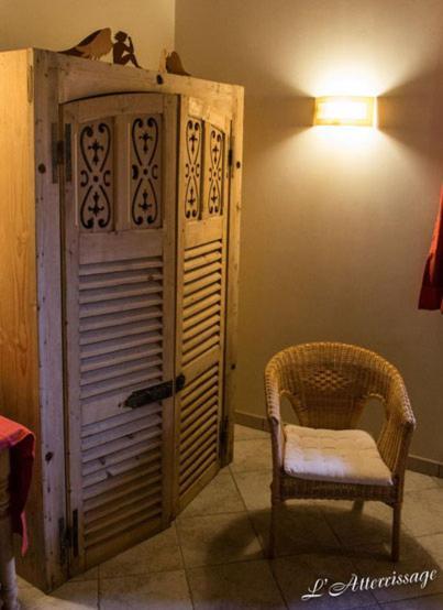 L'Atterrissage Bed & Breakfast Santes Eksteriør bilde