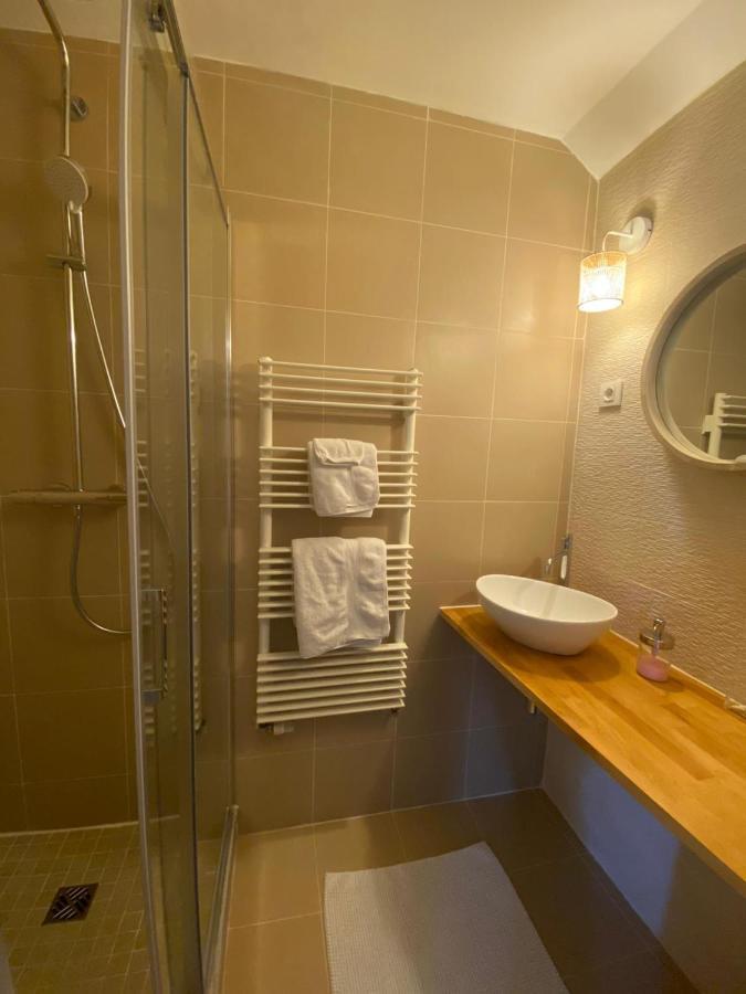 L'Atterrissage Bed & Breakfast Santes Eksteriør bilde